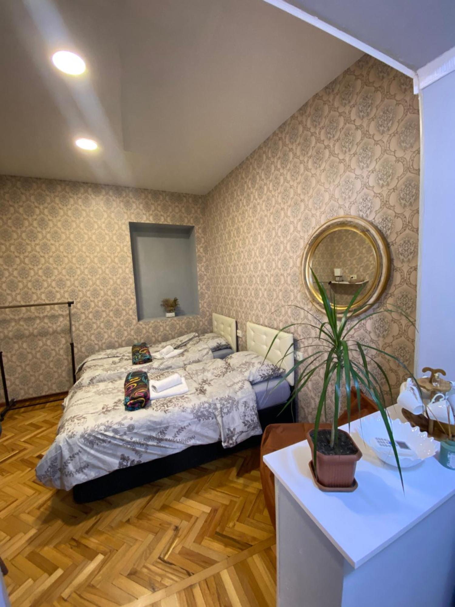 Anna'S Home Kutaisi Luaran gambar