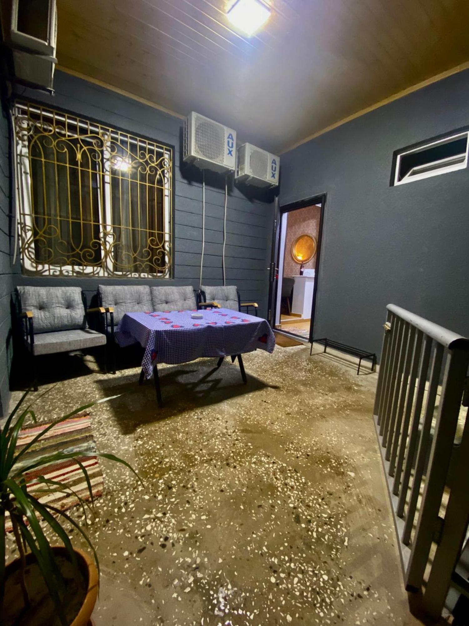 Anna'S Home Kutaisi Luaran gambar