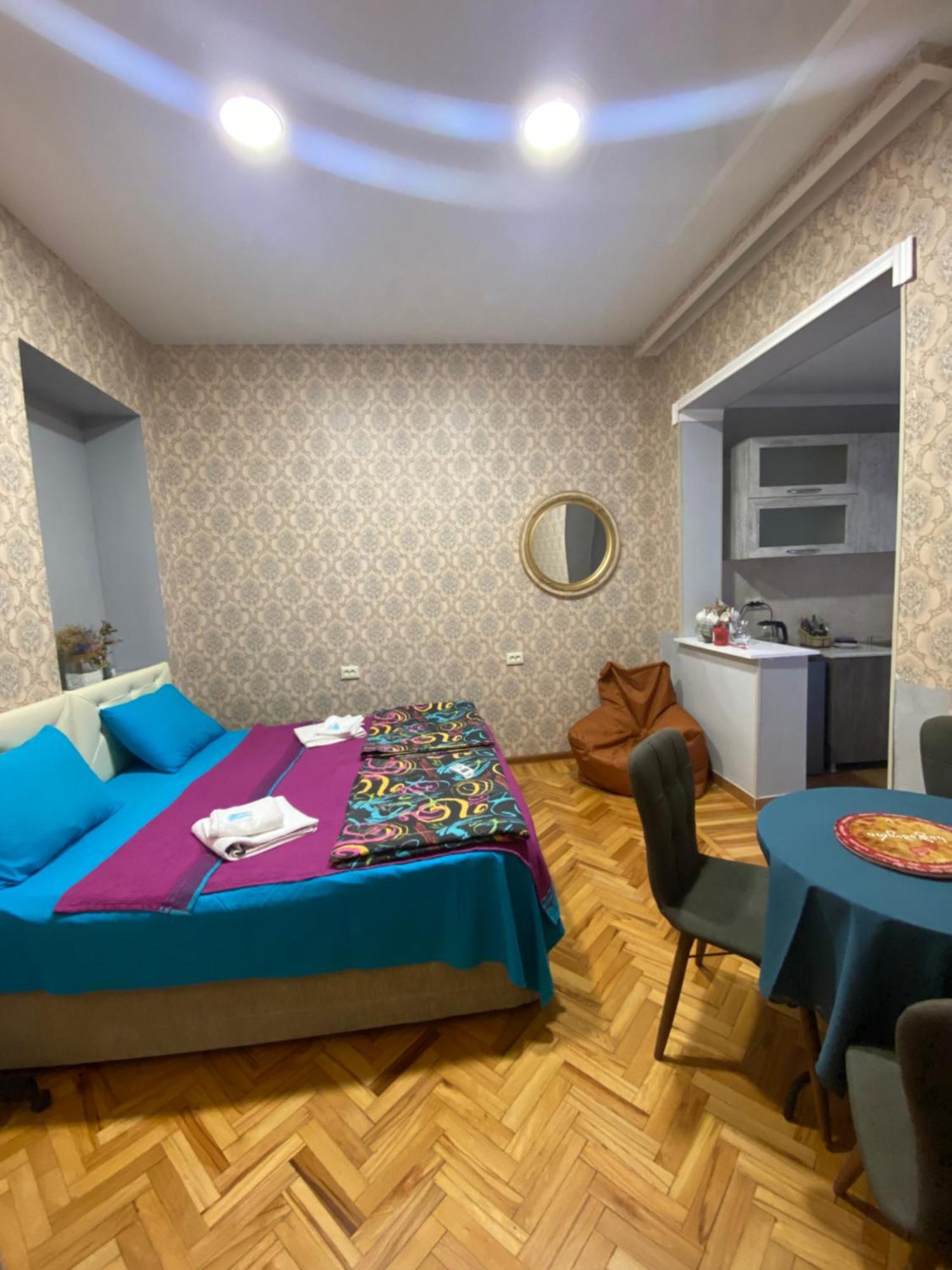 Anna'S Home Kutaisi Luaran gambar